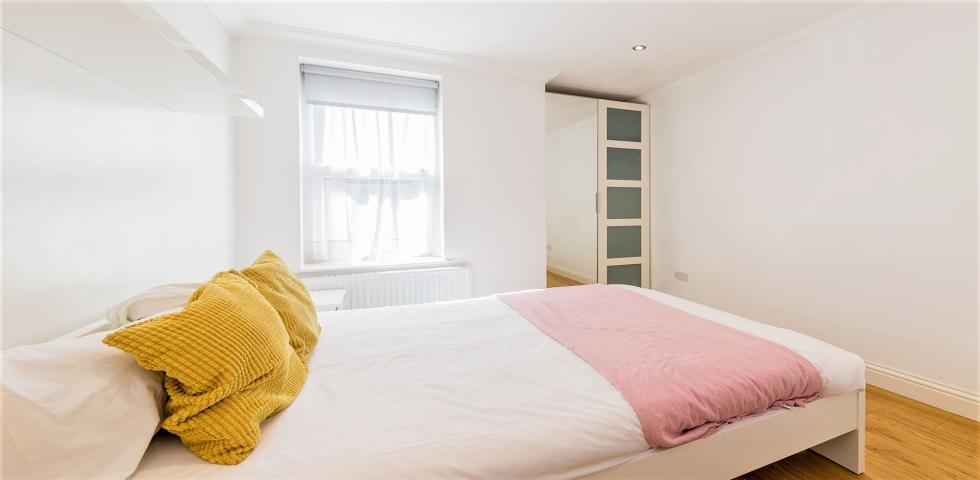 			3 Bedroom, 2 bath, 1 reception Flat			 Blenheim Gardens, Willesden Green